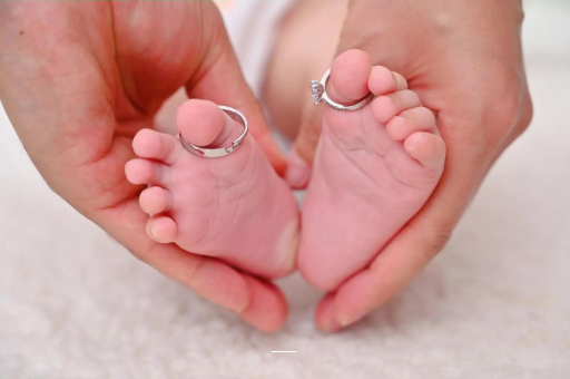 巴中孕妇前三个月的睡姿