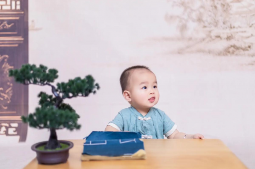 巴中宝宝喊肚子疼怎么回事